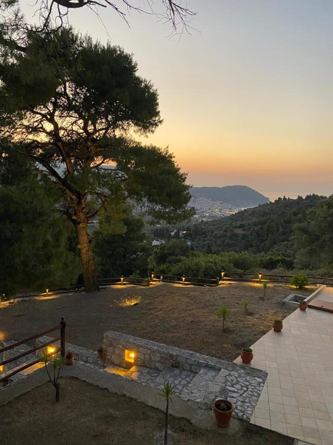 Villa Evelyn Stafylos Buitenkant foto